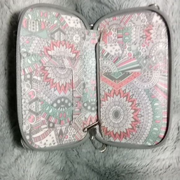 EUC Sakroots Artists Circle Crossbody Phone Holder Wallet (no strap) - Picture 5 of 5